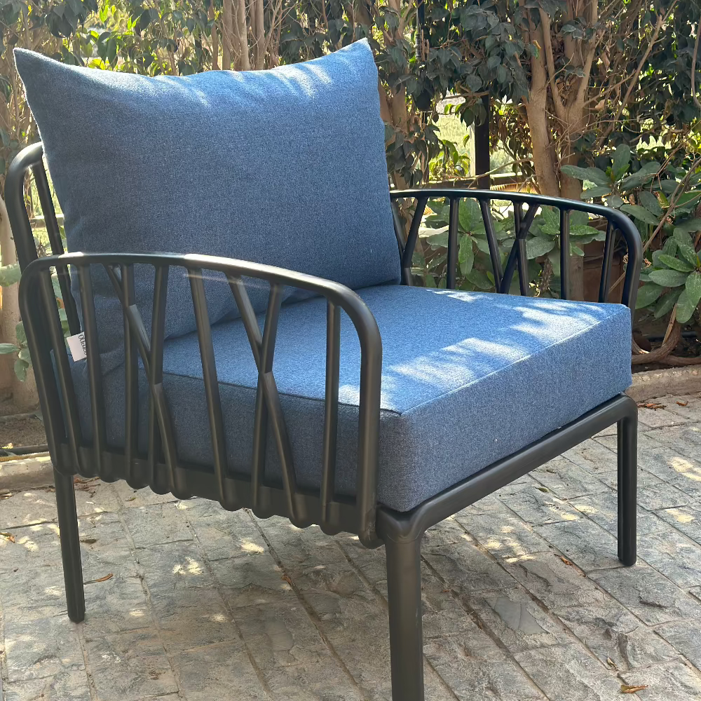 Traverse Armchair for Outdoor Furniture โ Practical and stylish plastic chair perfect for patios