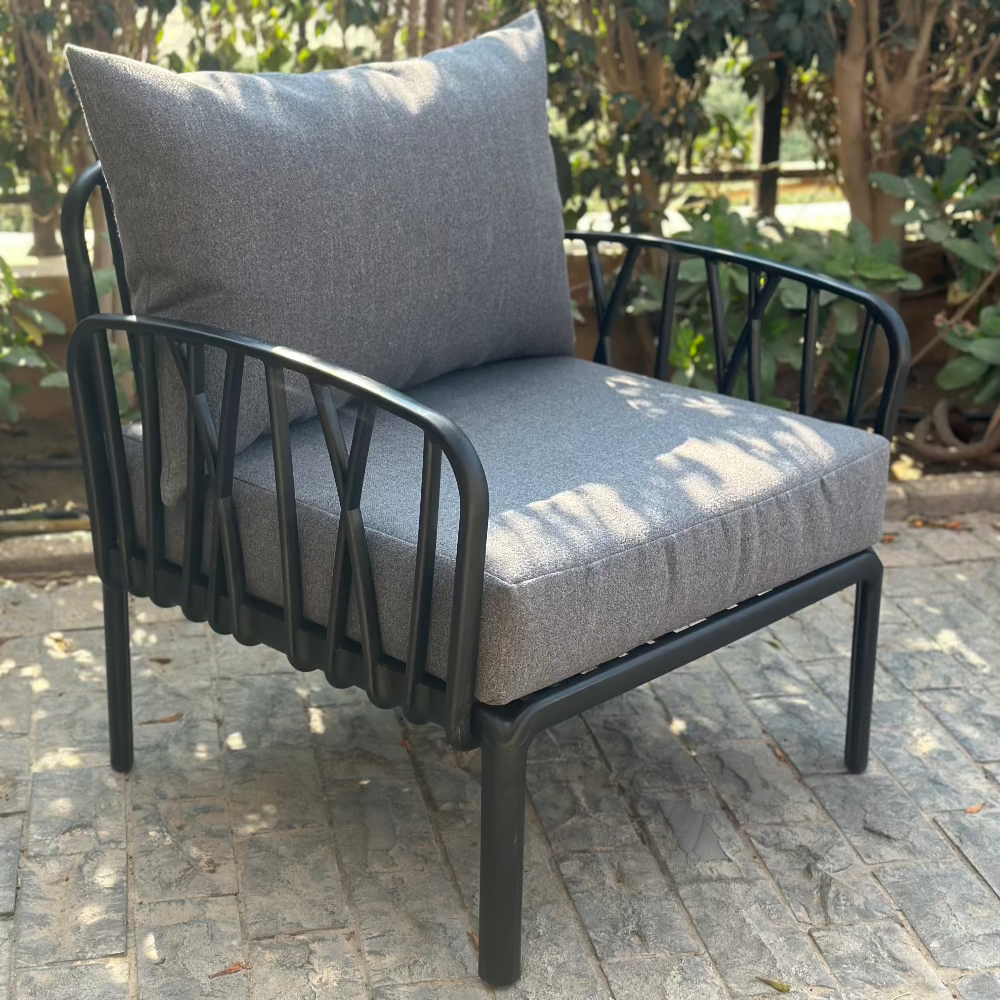 Traverse Armchair for Outdoor Furniture โ Practical and stylish plastic chair perfect for patios