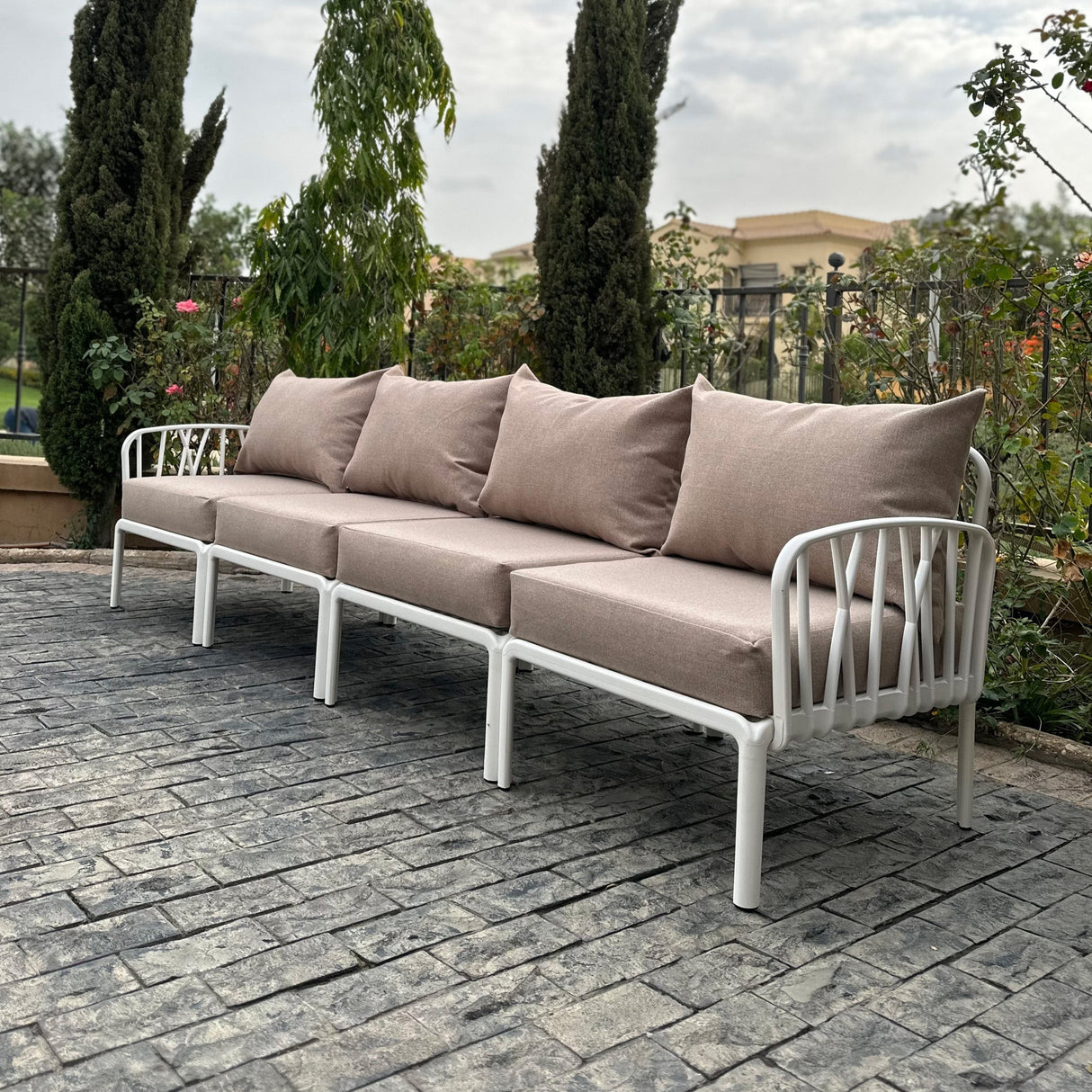 Traverse Four Seaters Sofa โ Perfect for large outdoor spaces