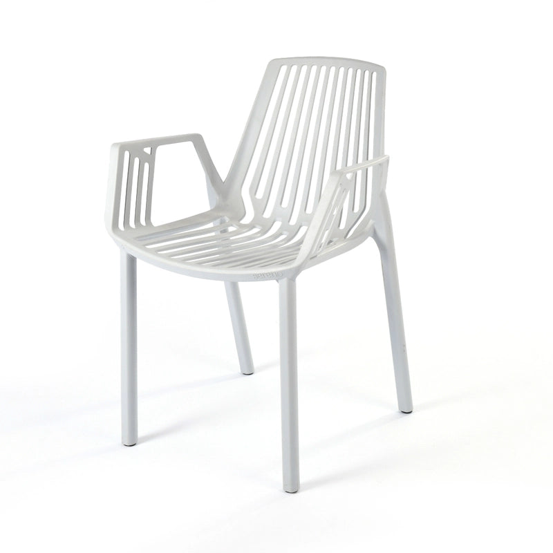 White Line Chair for Outdoor Furniture – Comfortable plastic chair designed for patios and gardens