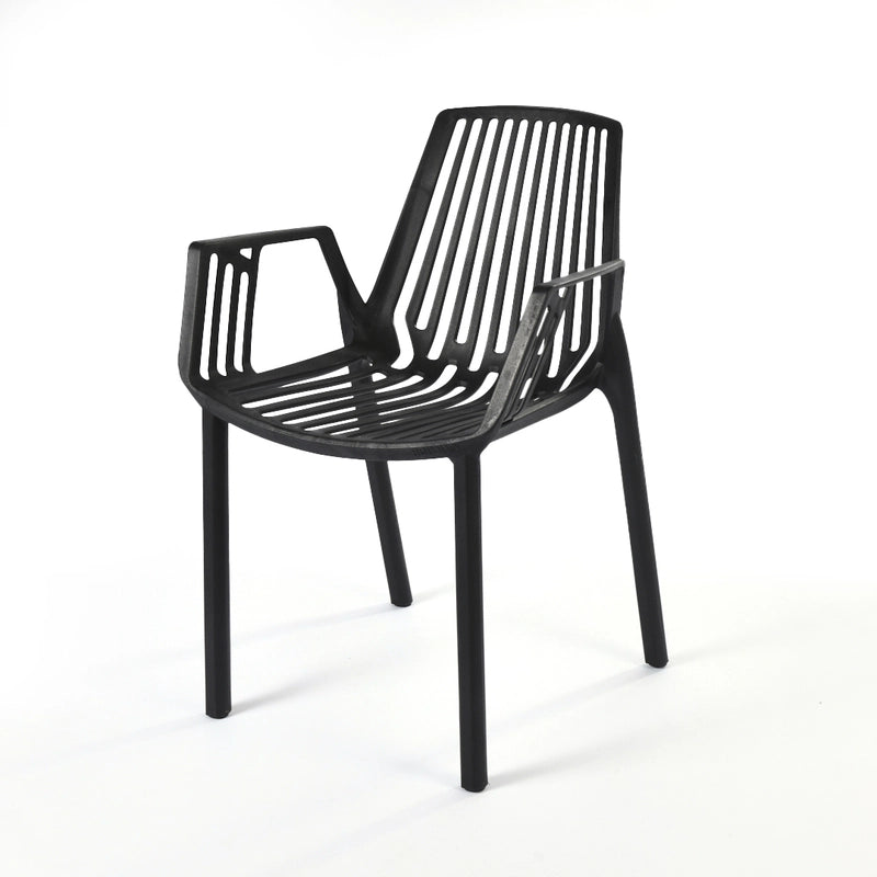 Black Line Chair for Outdoor Furniture – Comfortable plastic chair designed for patios and gardens