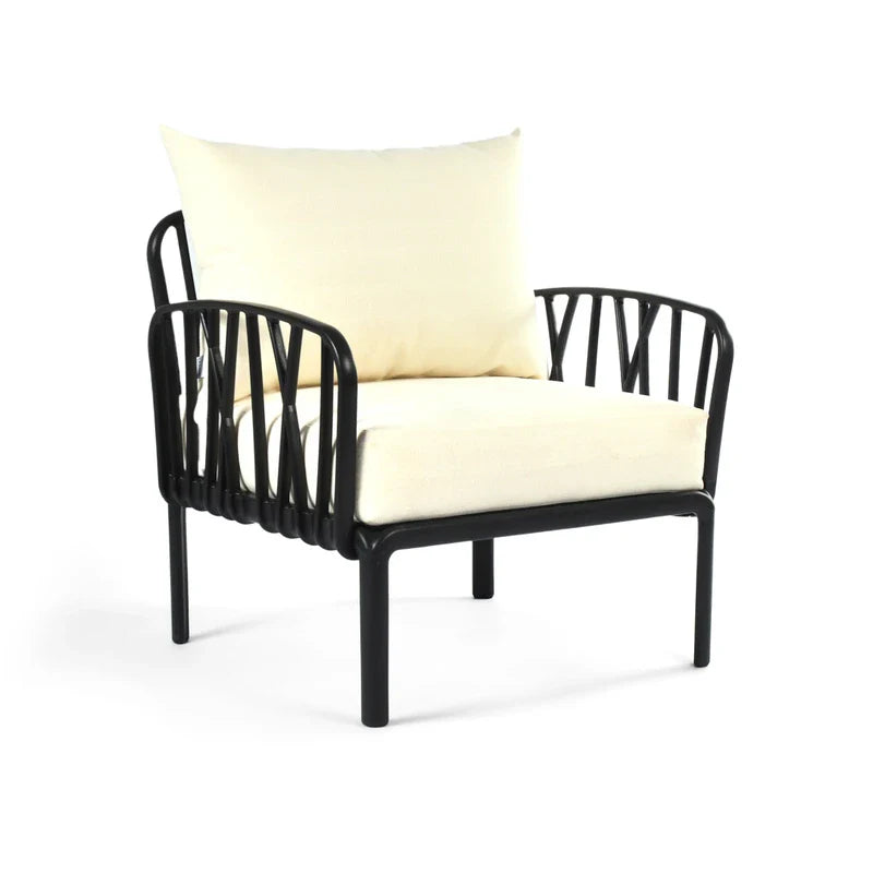 off white cushions, Black Furniture Traverse Chair โ Stylish & durable outdoor seating