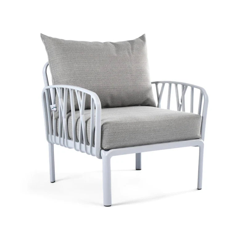 light grey cushions, grey Furniture Traverse Chair โ Stylish & durable outdoor seating