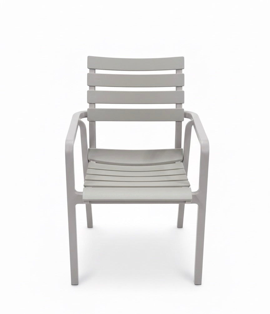 Grand Classic Armchair