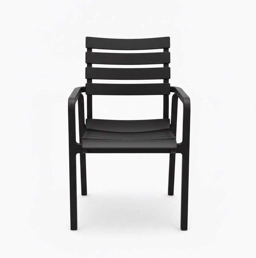 Grand Classic Armchair