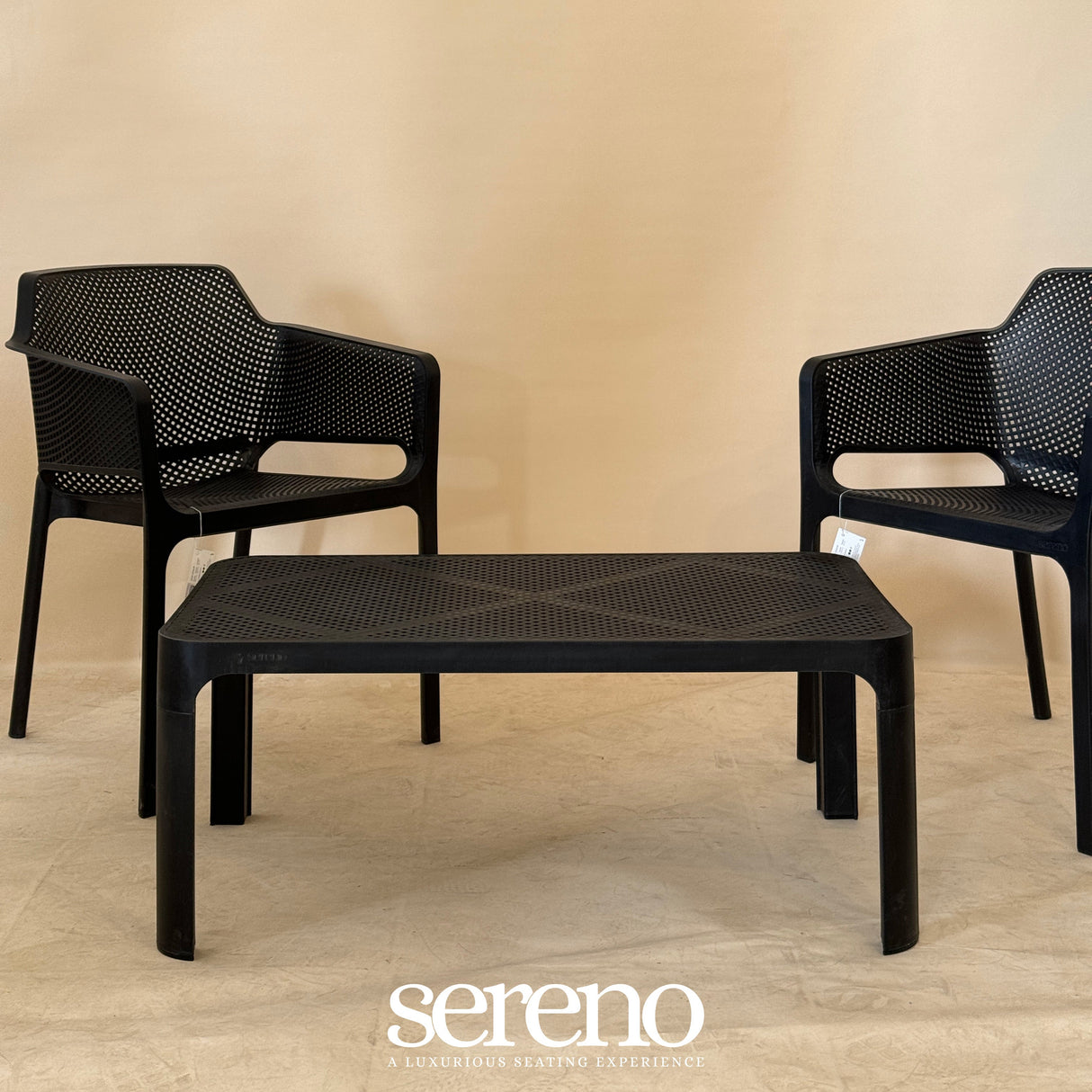 Black Dot Set 1 (4 Dot Chairs + 1 Dot Coffee Table) for Outdoor Furniture – Practical and modern outdoor set for patios and gardens