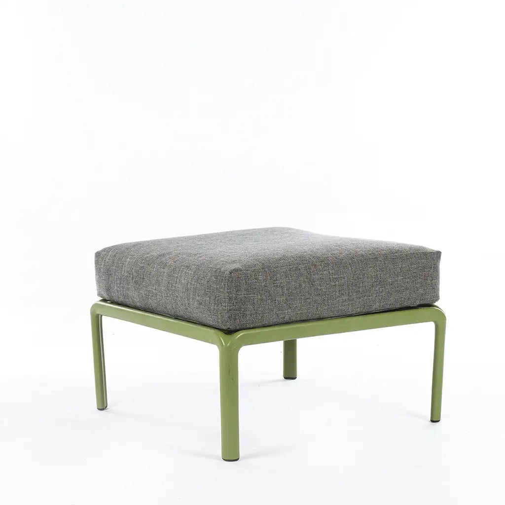 Traverse Pouf