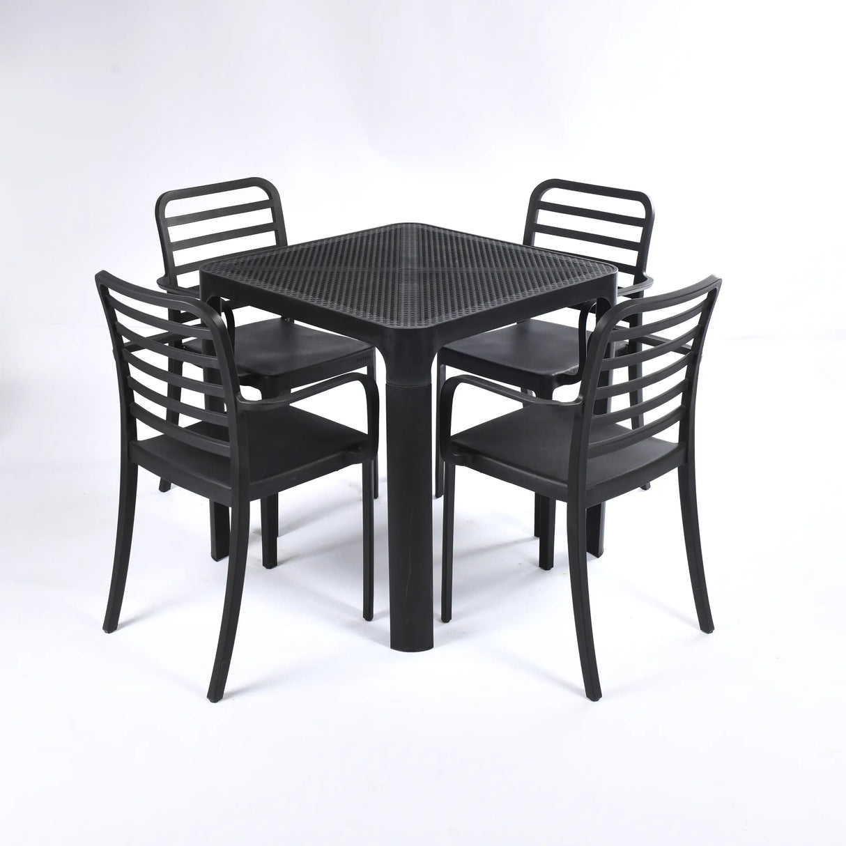 Flexi Armchair Set 2 (4 Flexi Armchairs + 1 Dot Standard Table)