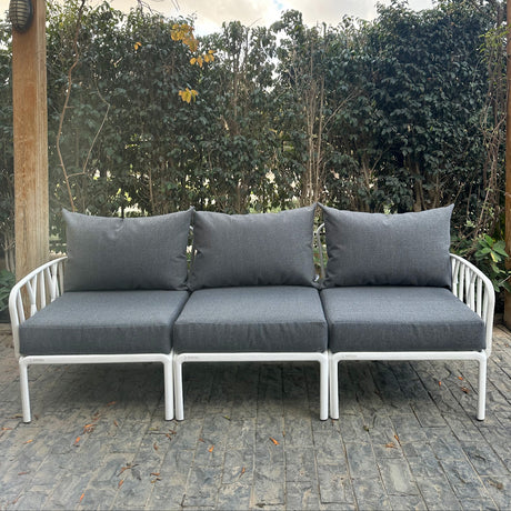 Traverse Three Seaters Sofa – Spacious and stylish outdoor seating