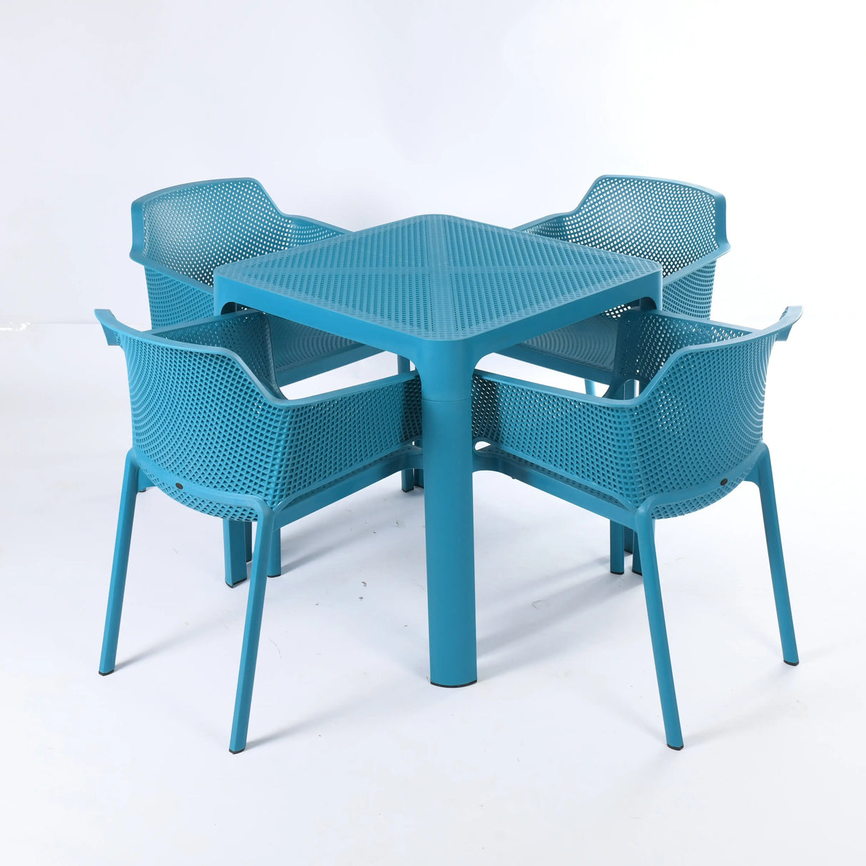 Dot Set 2 (4 Dot Chairs + 1 Dot Standard Table)